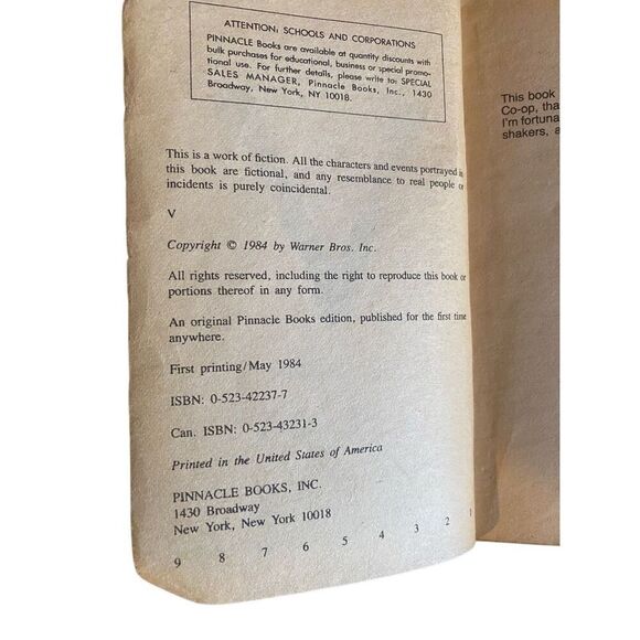 V by A C Crispin Paperback Book Novel 1984 Fiction Literature - Picture 5 of 12